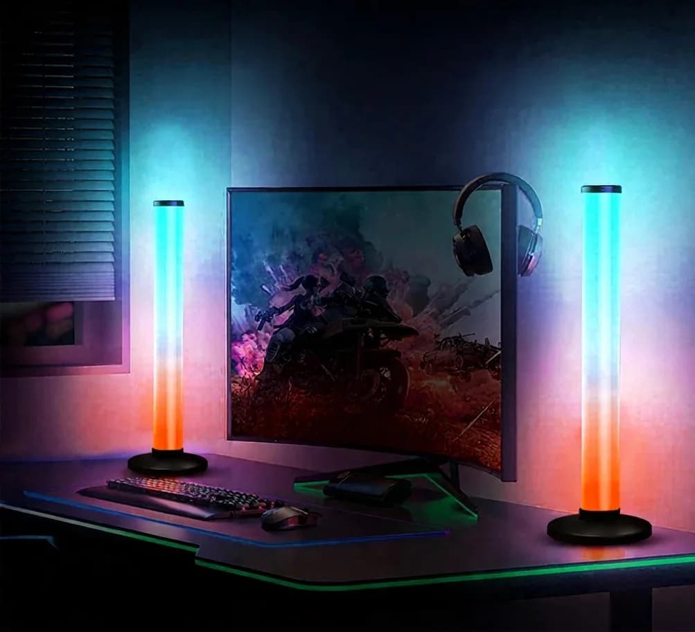 מנורת שולחן RGB ריאקטיבית לקול 360 מעלות עם שליטה באפליקציה ובשלט