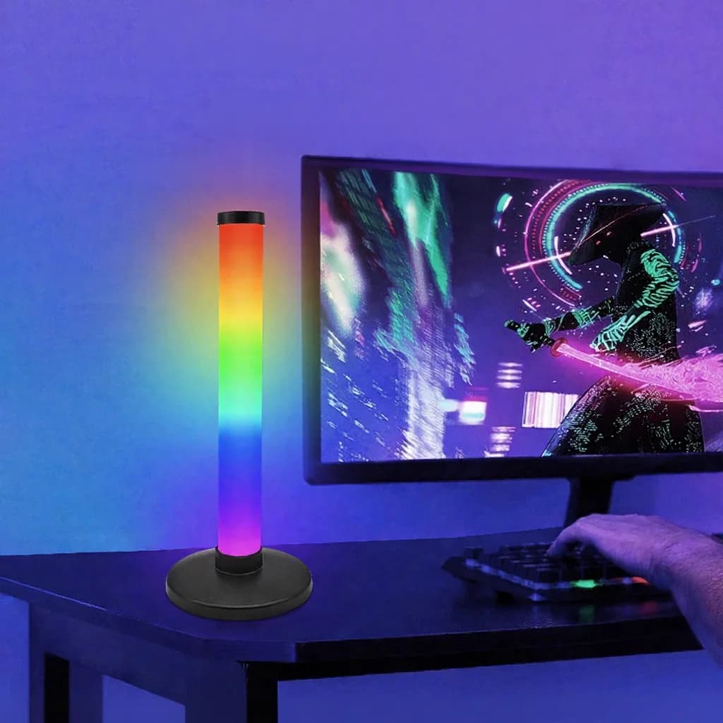 מנורת אווירה RGB ריאקטיבית לקול לעמדת גיימינג שולחנית