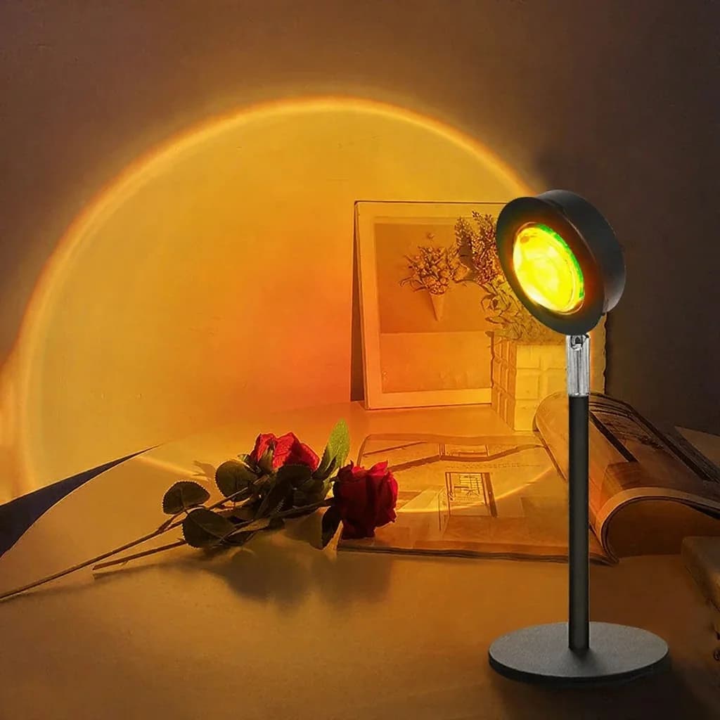 מנורת הקרנה USB שקיעה RGB לאווירה