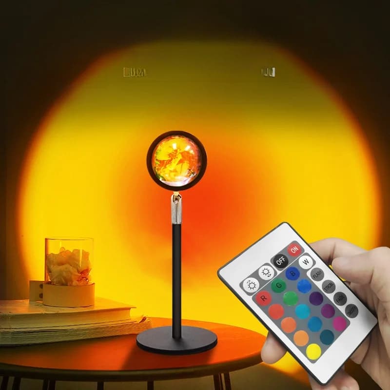 מנורת הקרנה USB שקיעה RGB לאווירה